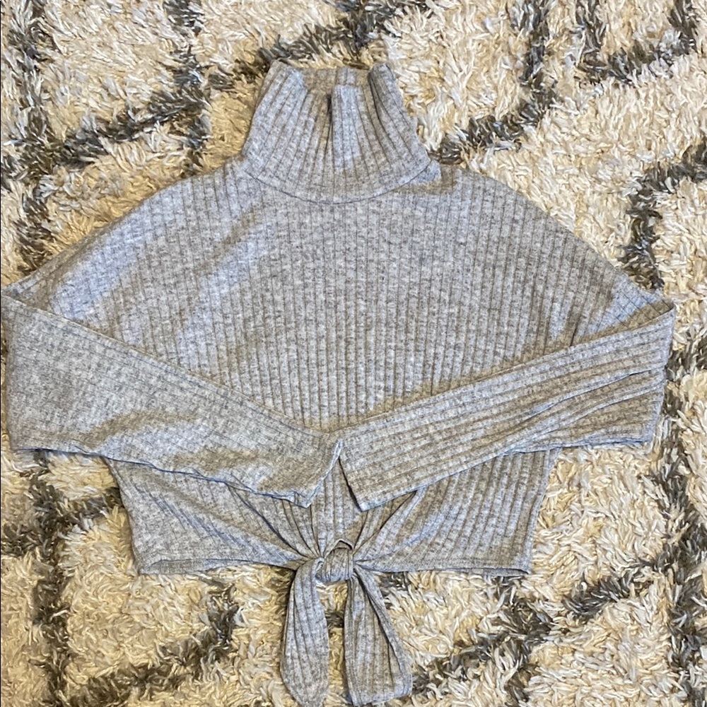 Gray Ribbed Turtleneck Sweater